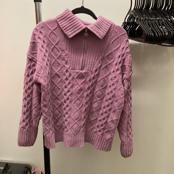 Pink Hazel Moon Cable Knit Sweater Size Large with Star on Zipper - Picture 1 of 4